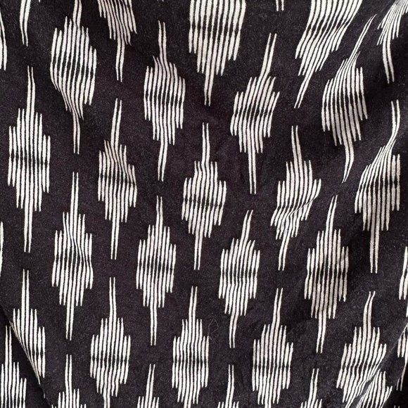 ANN TAYLOR Navy Geometric‎ Ladies Casual Career Sleeveless Blouse, S - Picture 5 of 5